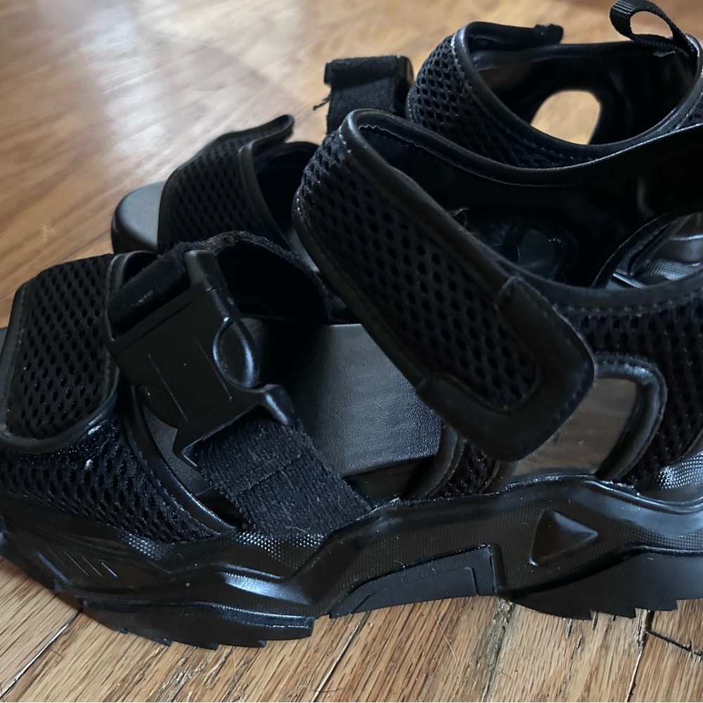 Dolls Kill Poster Girl Black Mesh Platform Sandals – Size 7